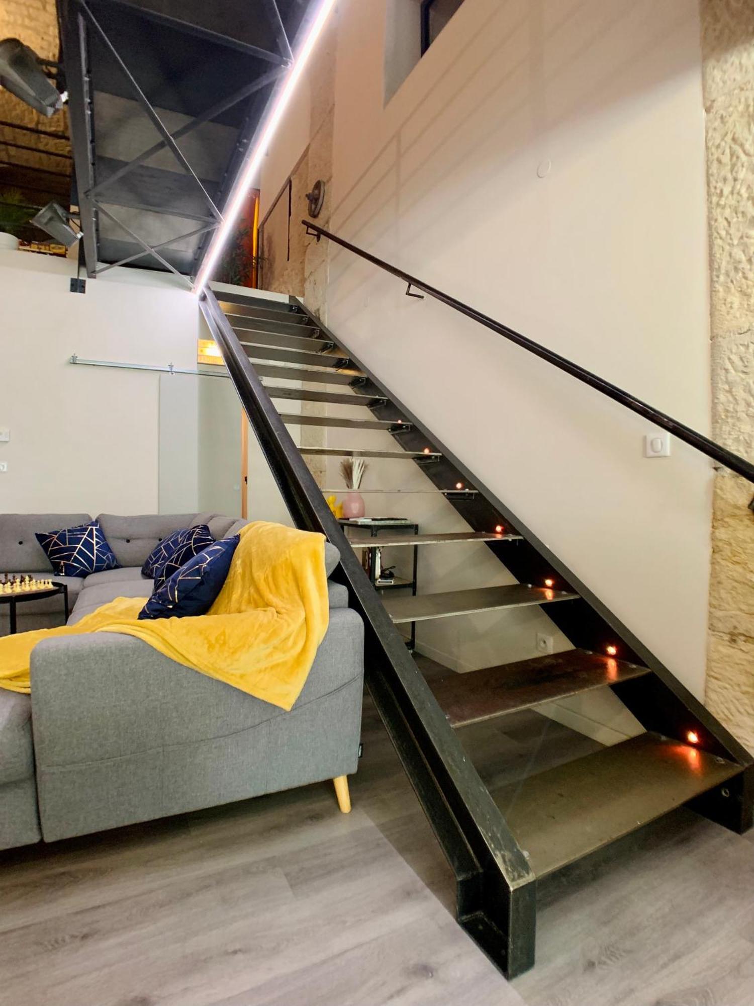 Ferienwohnung Loft Gare Cite Gastronomique Dijon Exterior foto